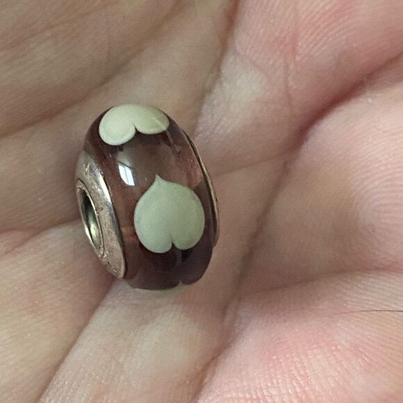 Authentic Pandora Purple Hearts Murano Glass Art Charm - Picture 1 of 2